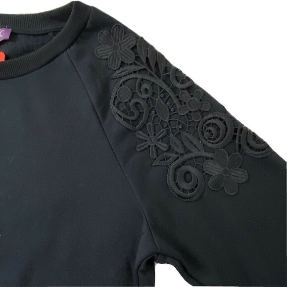 Gloria Vanderbilt Womens size Medium Lace Crewneck Pullover Sweatshirt Top Black - Picture 3 of 9